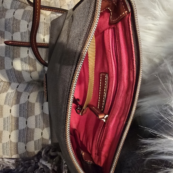 Dooney & Bourke Green With Brown Leather Accents  Crossbody Bag NEW - Picture 6 of 14